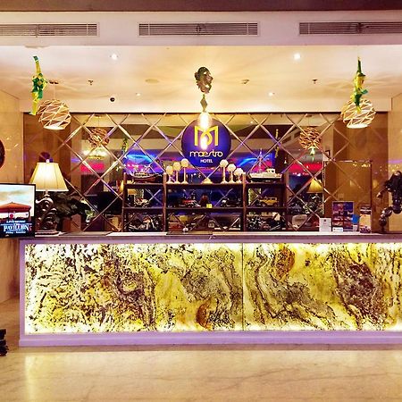 Maestro Hotel Kota Baru Pontianak Exterior foto